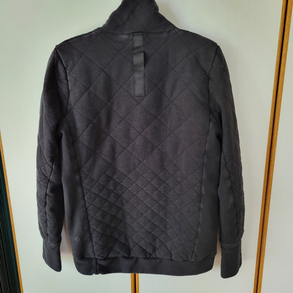 Lululemon Insulated Lined Zip Bomber 4 Pullover Quilted Black - Picture 8 of 11